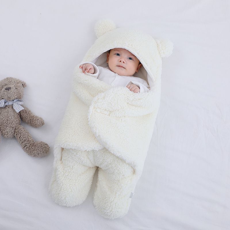 Autumn & Winter Baby Blanket 2025 – Thick Newborn Swaddle | Cozy Infant Wrap for Maternal Use & Gifting