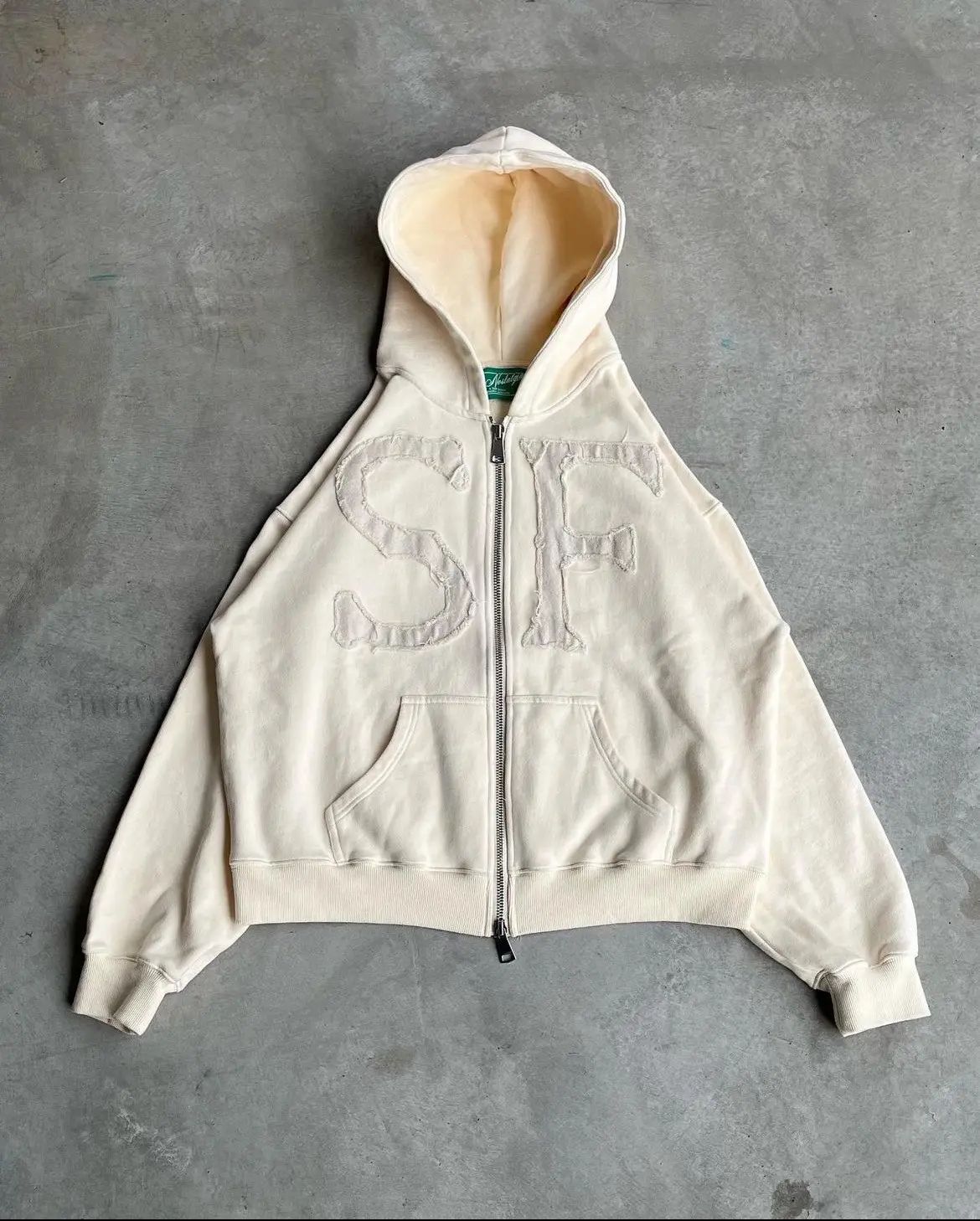 SS25 Embroidered Hoodie Jacket ā Unisex Zip-Up Streetwear Essential