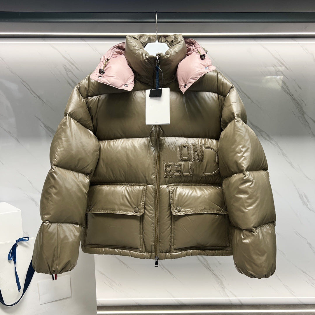 Unisex Lacquered Nylon Down Jacket – M Home 25SS Short Puffer with Detachable Hood